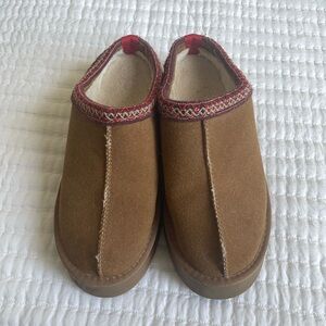 UGG Tasman II Gently Used